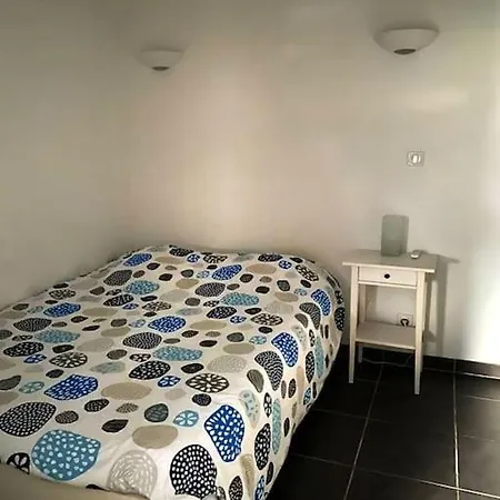 Contemporaine , Vue Exceptionnelle, A Quelques Metres De La