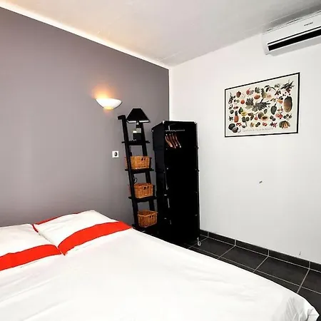 Contemporaine , Vue Exceptionnelle, A Quelques Metres De La Pietrosella